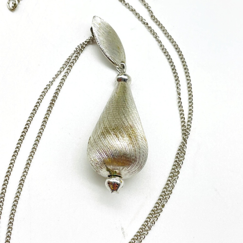 Sarah Coventry Pendant Necklace Silver Tone Faux Pearl Teardrop Signed Vintage - Picture 5 of 5